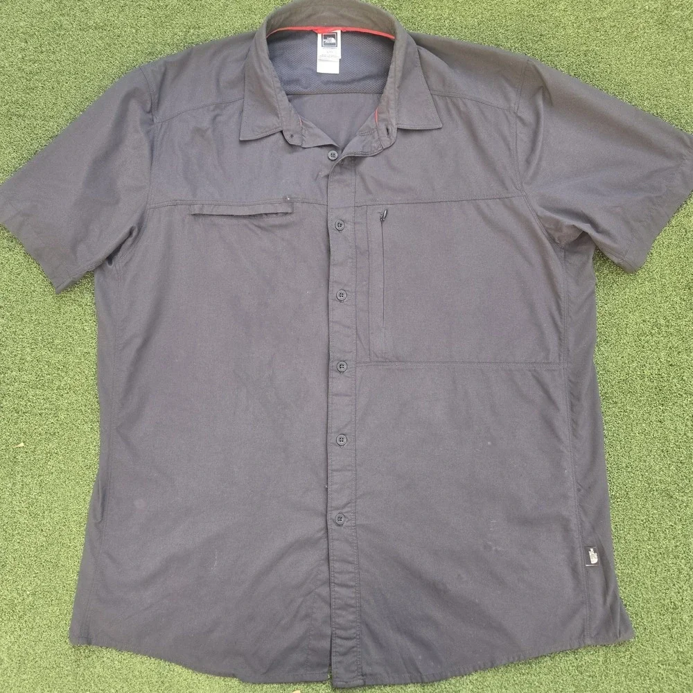 The‎ North Face Shirt Men's Size XL Gray Botton Up Short Sleeve